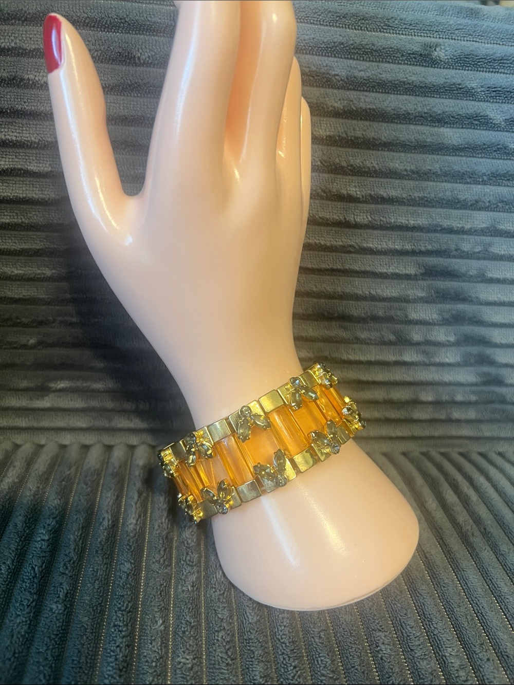 Vintage Gold-Tone Stretch Bracelet
